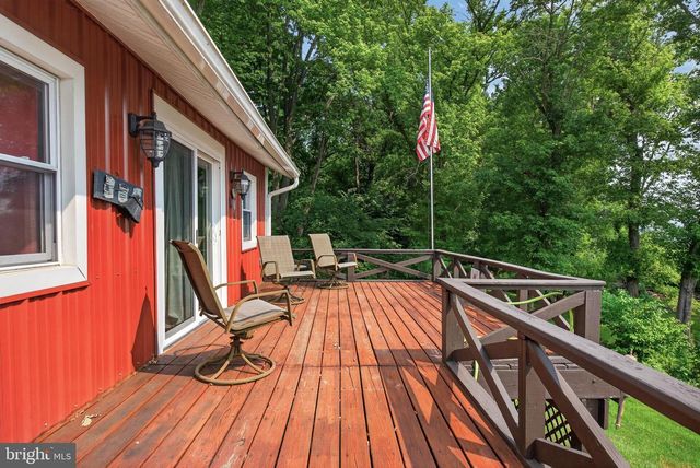 101 PELICAN LN, Wrightsville, PA 17368