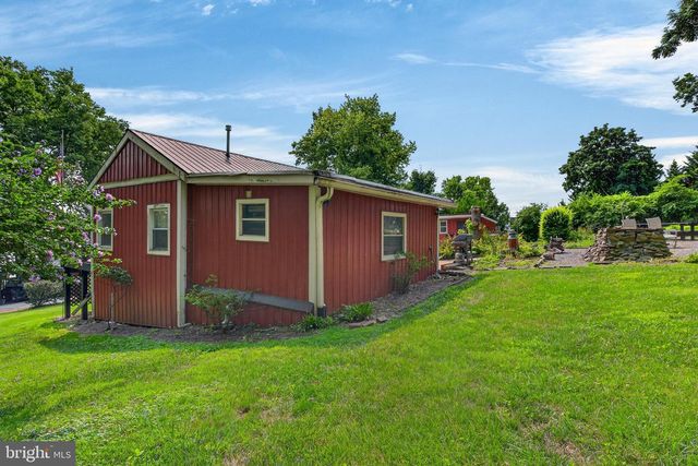 101 PELICAN LN, Wrightsville, PA 17368