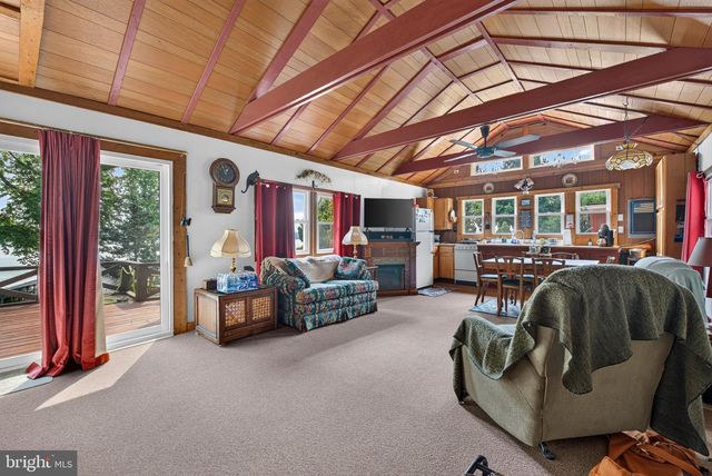 101 PELICAN LN, Wrightsville, PA 17368