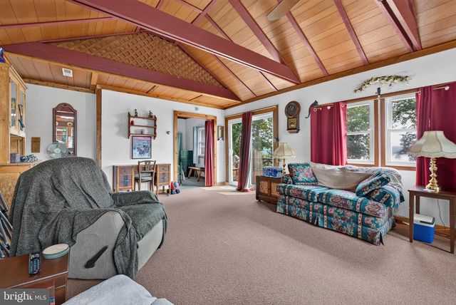 101 PELICAN LN, Wrightsville, PA 17368