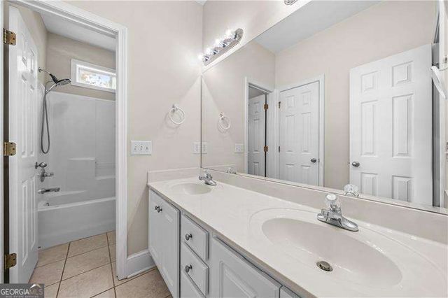 86 Colonial Circle NW, Cartersville, GA 30120