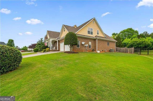 86 Colonial Circle NW, Cartersville, GA 30120