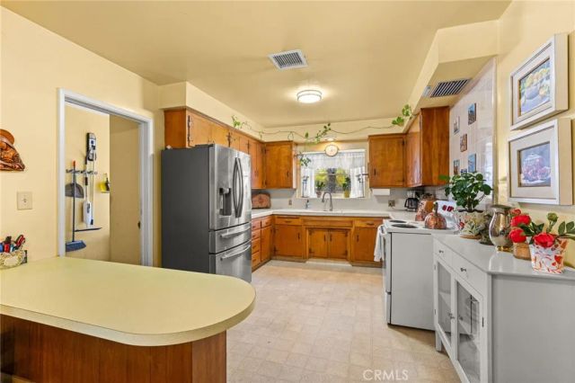 1521 S 3rd Avenue, Arcadia, CA 91006