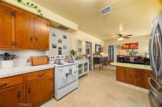 1521 S 3rd Avenue, Arcadia, CA 91006