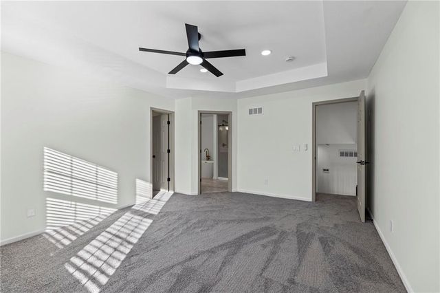 13704 Berger Avenue, Bonner Springs, KS 66012