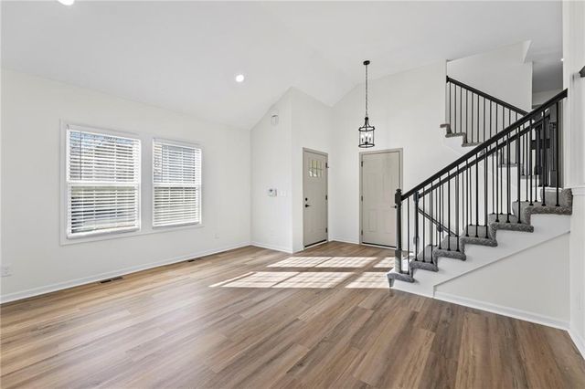 13704 Berger Avenue, Bonner Springs, KS 66012