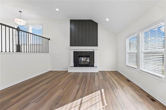 13704 Berger Avenue, Bonner Springs, KS 66012