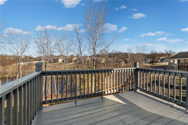 13704 Berger Avenue, Bonner Springs, KS 66012