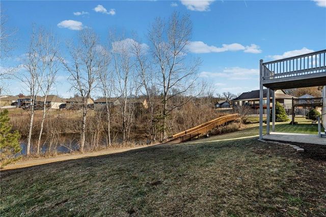 13704 Berger Avenue, Bonner Springs, KS 66012