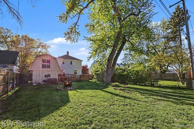 1418 21st Street, Port Huron, MI 48060