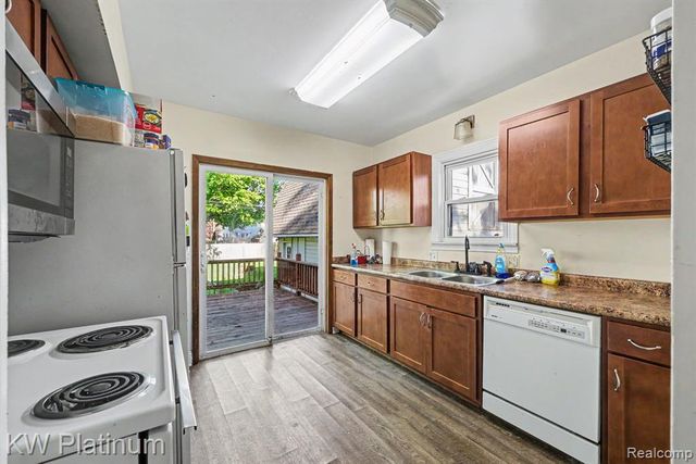 1418 21st Street, Port Huron, MI 48060