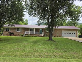 191 1st Avenue, Dunlap, TN 37327