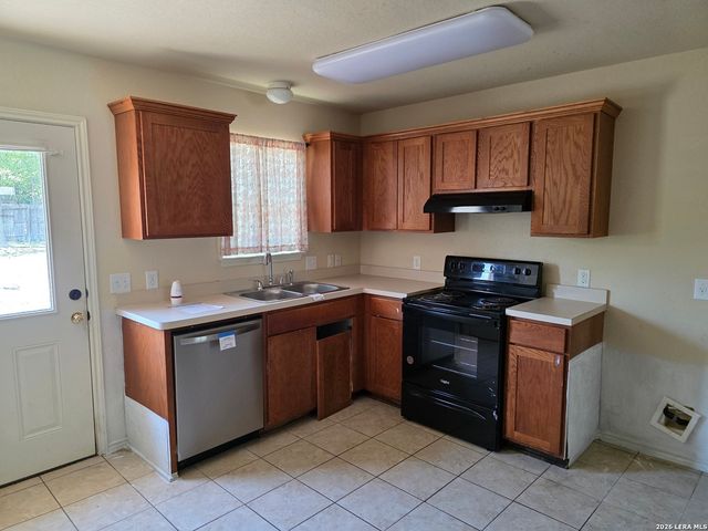 119 Quinta, San Antonio, TX 78210