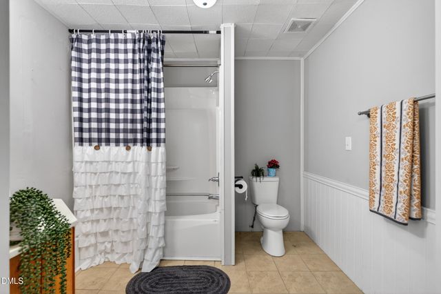 610 Westside Drive, Lexington, NC 27292