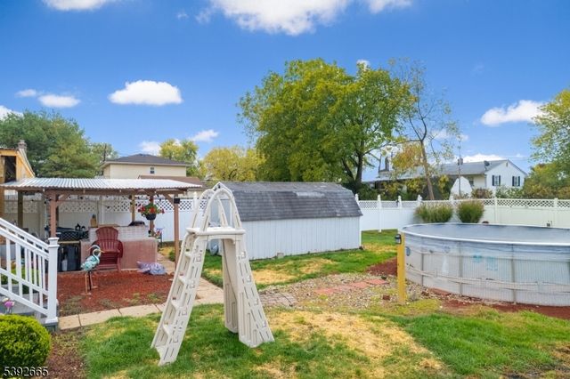 1315 Gress St, Manville Boro, NJ 08835
