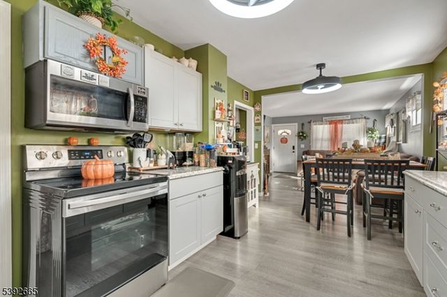1315 Gress St, Manville Boro, NJ 08835