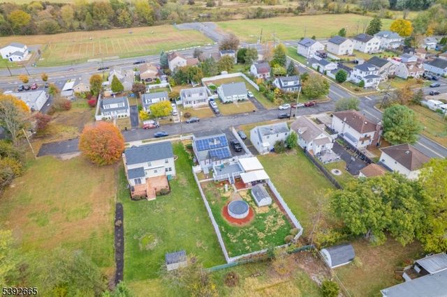 1315 Gress St, Manville Boro, NJ 08835
