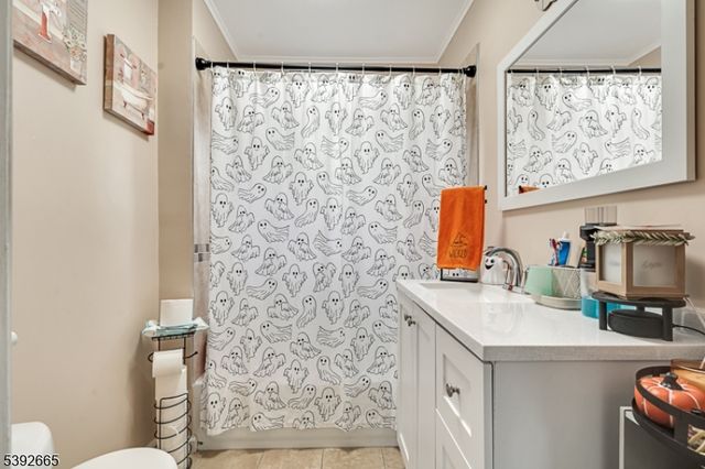 1315 Gress St, Manville Boro, NJ 08835