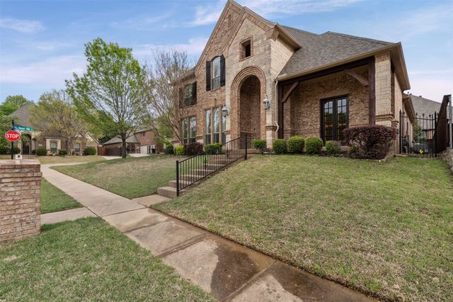 7924 Forest View Court, North Richland Hills, TX 76182