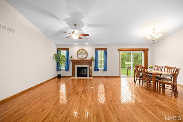 485 Bandmour Place, O'fallon, IL 62269