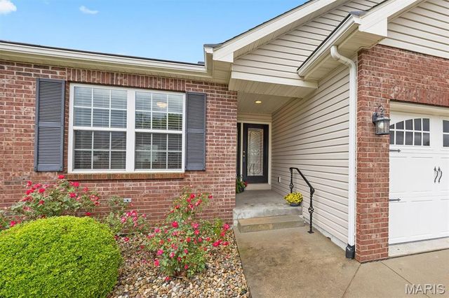 485 Bandmour Place, O'fallon, IL 62269