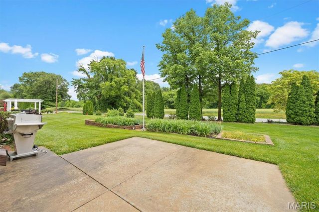 485 Bandmour Place, O'fallon, IL 62269