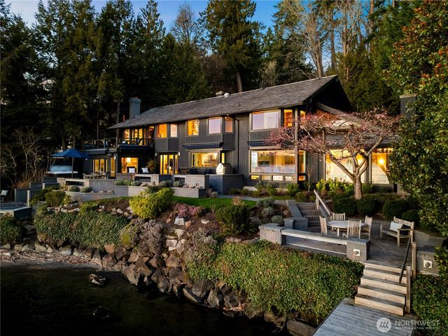 18 Holly Lane, Mercer Island, WA 98040