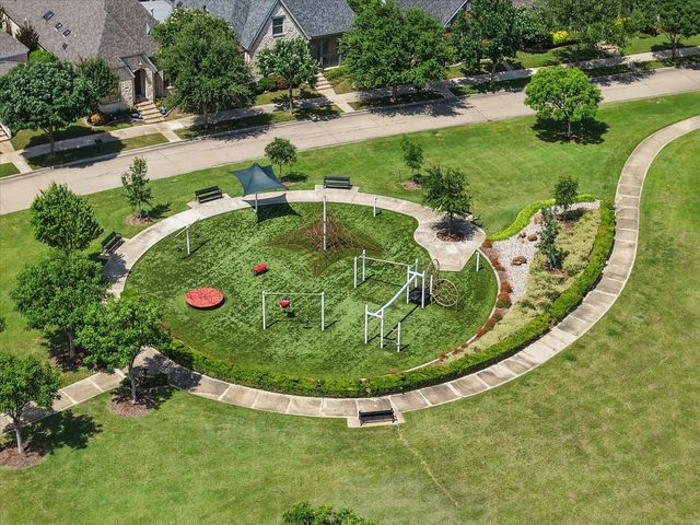 8726 Mangham Street, North Richland Hills, TX 76180