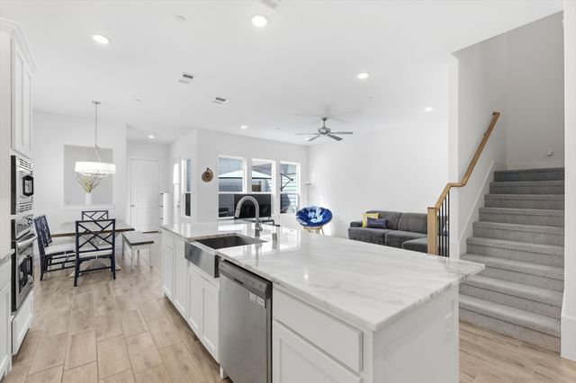 8726 Mangham Street, North Richland Hills, TX 76180