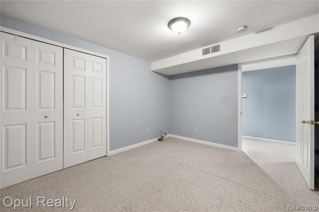 24585 Edgewood Drive, Novi, MI 48374