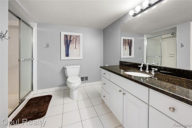 24585 Edgewood Drive, Novi, MI 48374