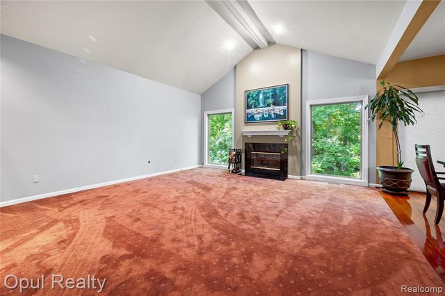 24585 Edgewood Drive, Novi, MI 48374