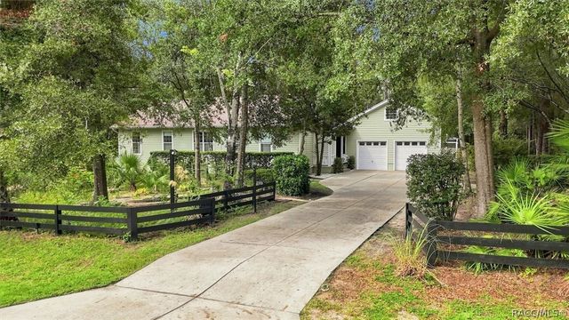 2113 W Cindy Lane, Lecanto, FL 34461