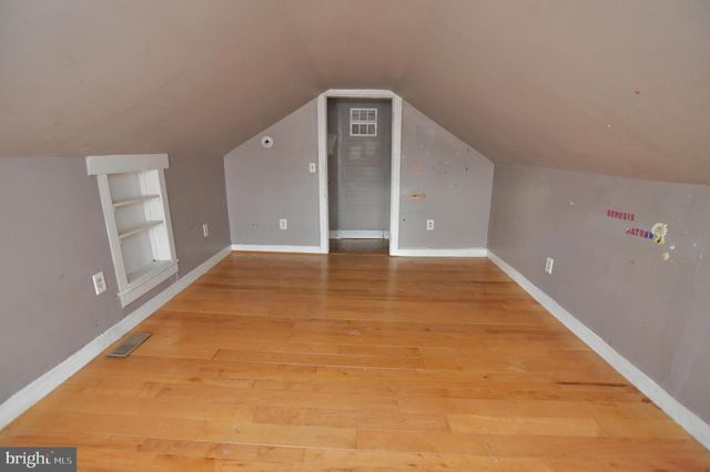 115 N SPRING ST, Martinsburg, WV 25401