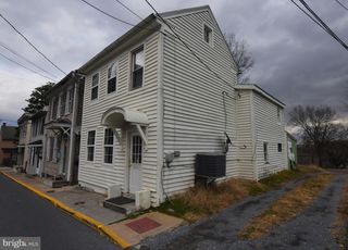 115 N SPRING ST, Martinsburg, WV 25401