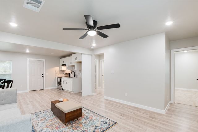 3110 Utah Avenue, Dallas, TX 75216