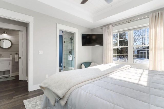 215 Wesley STREET, Williams Bay, WI 53191