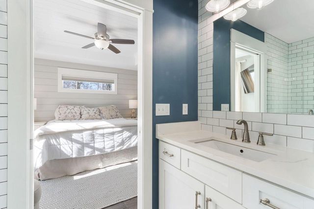 215 Wesley STREET, Williams Bay, WI 53191