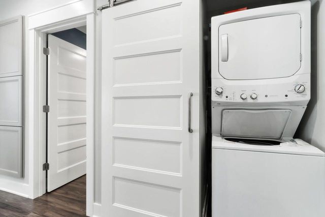 215 Wesley STREET, Williams Bay, WI 53191