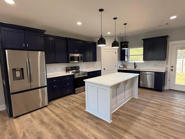 145 Harbor Circle, Russellville, AR 72802