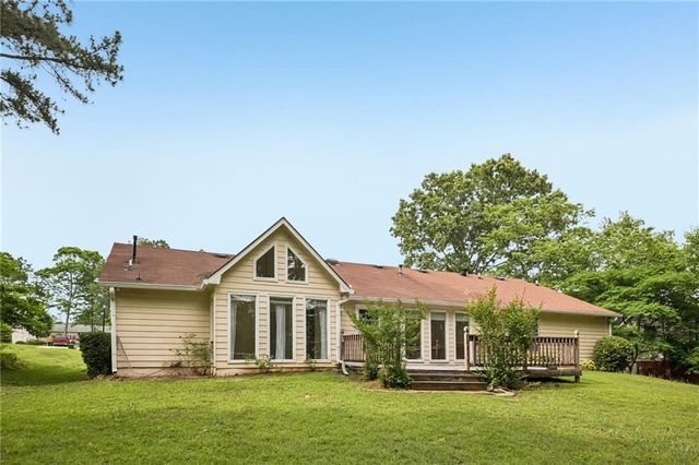 1318 Panhandle Way, Hampton, GA 30228