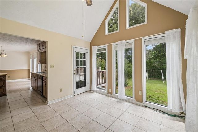1318 Panhandle Way, Hampton, GA 30228