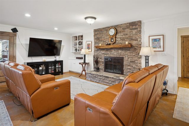 3701 Streamwood Road, Fort Worth, TX 76116