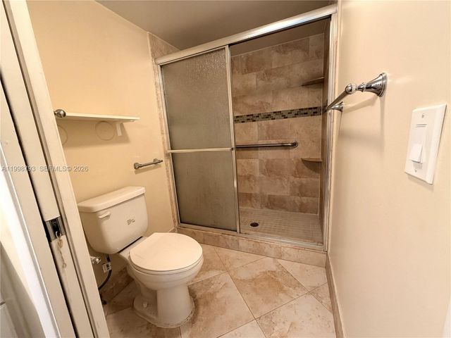 1600 SW 127th Way 101C, Pembroke Pines, FL 33027