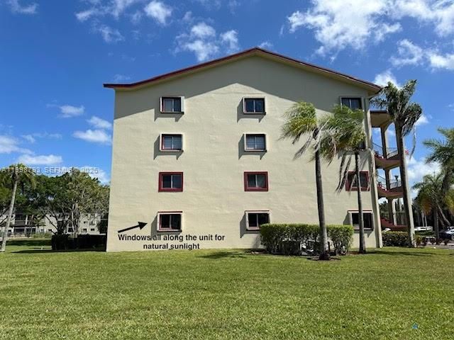 1600 SW 127th Way 101C, Pembroke Pines, FL 33027