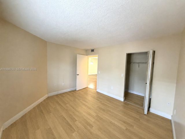1600 SW 127th Way 101C, Pembroke Pines, FL 33027