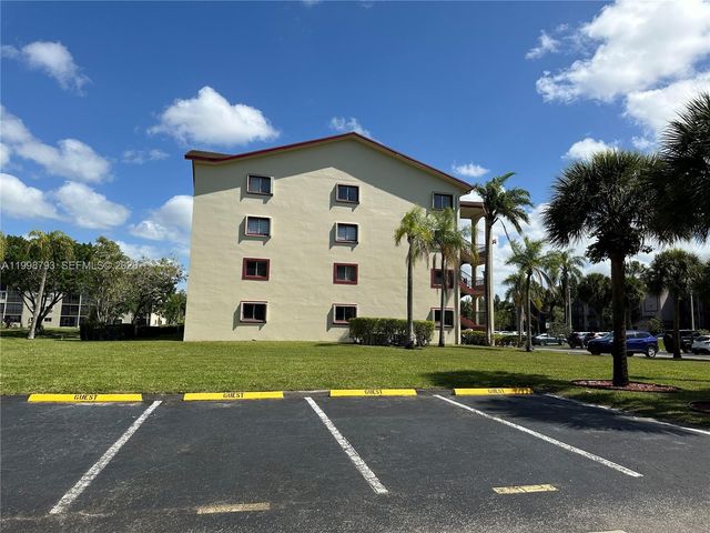 1600 SW 127th Way 101C, Pembroke Pines, FL 33027