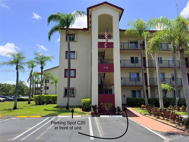 1600 SW 127th Way 101C, Pembroke Pines, FL 33027