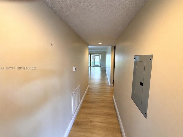 1600 SW 127th Way 101C, Pembroke Pines, FL 33027