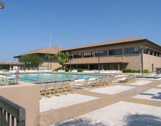 1600 SW 127th Way 101C, Pembroke Pines, FL 33027